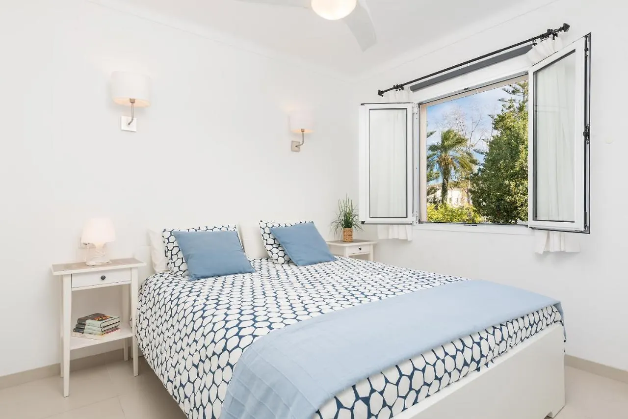 Apartamento Pinebeach Alcudia  0*, Alcudia (Mallorca) Spain